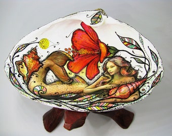 Hand-Painted Mermaid Shell Art: Custom Ring Holder, Coastal Decor