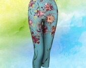 TROPICAL BLOOMS YOGA capris, yoga leggings, leggings, yoga, art wear, wearable art, yoga style, yoga fashion, yoga art, fit fashion