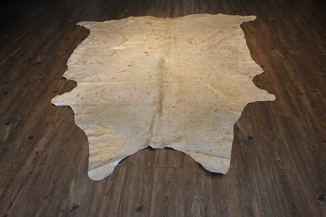 Luxurious Cowhide Rug in White With Metallic Gold 100 Premium Hairon
