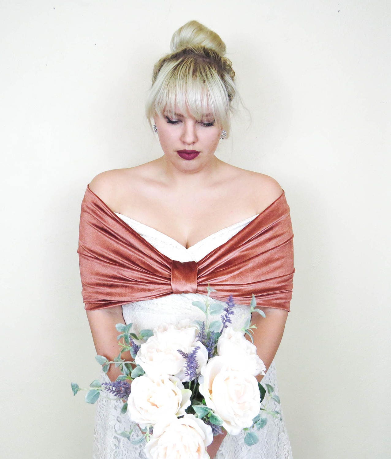 Lucy // Velvet Stole // Bridal Cape // Bridesmaids Shawl // | Etsy