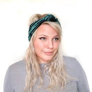 Large Knotted Stretch Velvet Headband Olive / Crushed Black / Turquoise / Brown / Blue Gold / Rust / Red Boho Artsy Turban Crushed Emerald
