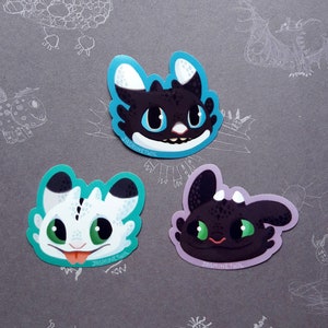 Hur du tränar din drake - Nattljus klistermärkespaket (Ruffrunner, Pouncer, Dart, Toothless, Lightfury) söt, dekorativ, scrapbooking