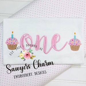 Mini filled cupcake machine embroidery design file, perfect for monograms, birthday, sprinkles, cake, snack, candle, bean stitch details