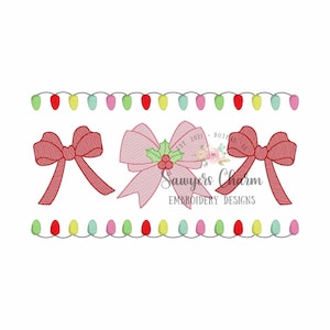 Trio di fiocchi natalizi Coquette con bacche di agrifoglio e bordo di luci, disegno per ricamo a macchina, punto veloce, buone feste