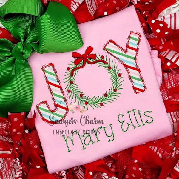 Christmas JOY wreath with bow zigzag applique, machine embroidery design file, bean stitch wreath, happy holidays, satin stitch bow