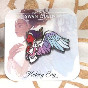 Swan Queen Pin image 1