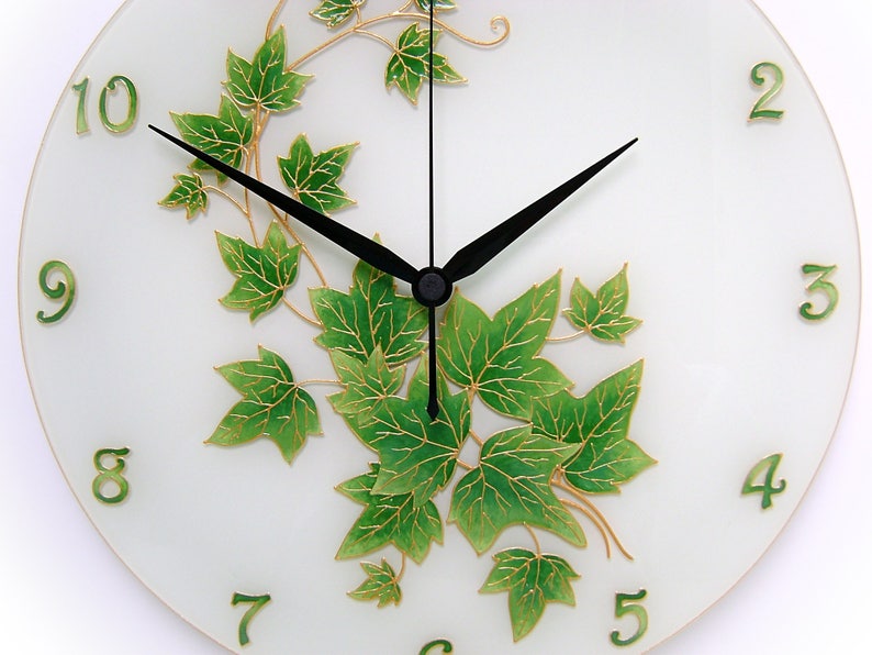 Green Leaf Wall Clock Ivy Wall Decor Plant Home Decor Etsy