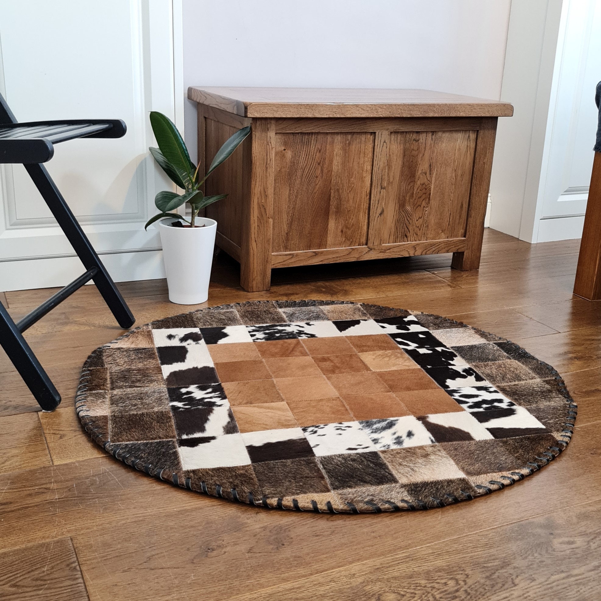PATCHWORK COWHIDE RUG Hairon Fur Leather Rug Round Cowhide Etsy UK