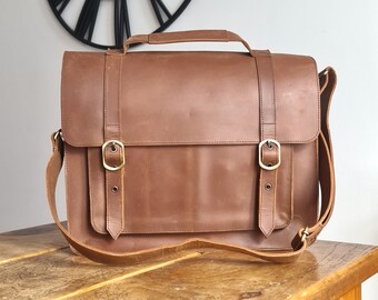 Sac messager en cuir pour homme, cuir crunch fait main, style old school / sac de bureau / ordinateur portable, compartiment rembourré, poches et bandoulière réglable