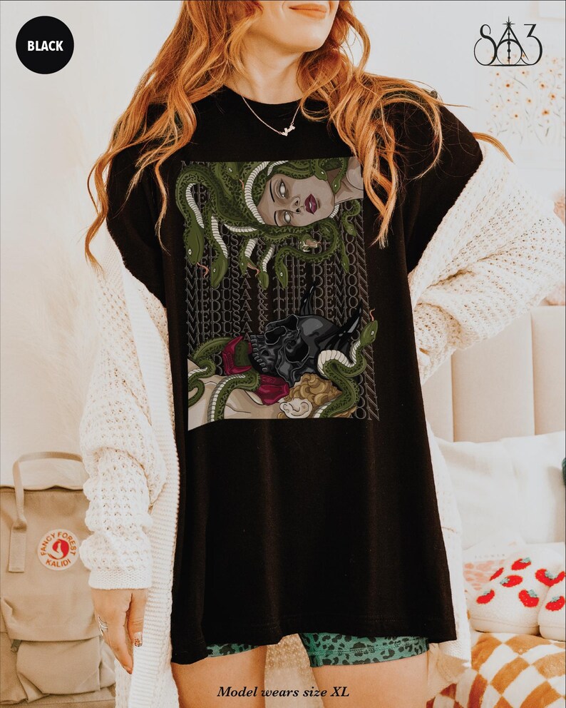 The Demon and Medusa, Dramione Shirt Sweater Crewneck Sweatshirt, Subtle Fanfic Lovers Merch, Bookish Fanfiction Gift, Secrets and Masks imagem 8