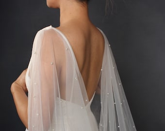 Superposition de robe de mariée pour mariage