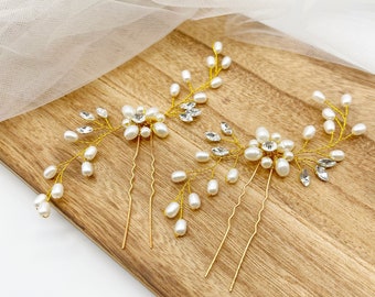 Bridal jewelry set pearl wedding jewelry for bride wedding hair accessory for bride gold wedding pearl hair accessory set for bridesmaids
