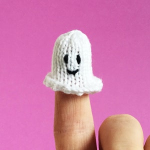 Knit your own Halloween Finger Ghost pdf knitting pattern image 3