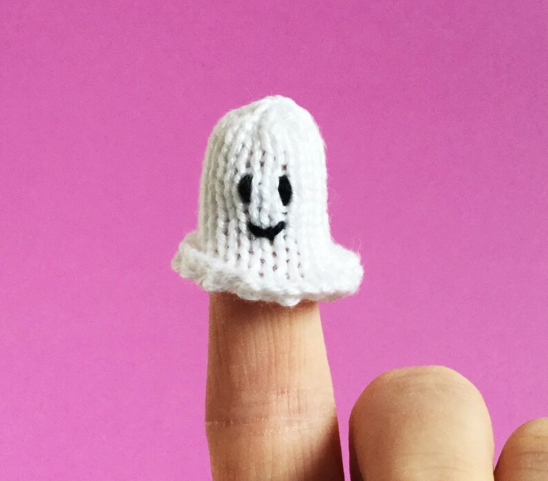 Knit your own Halloween Finger Ghost pdf knitting pattern image 3