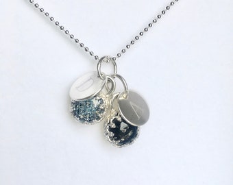 Cluster charm ashes in glass silver necklace