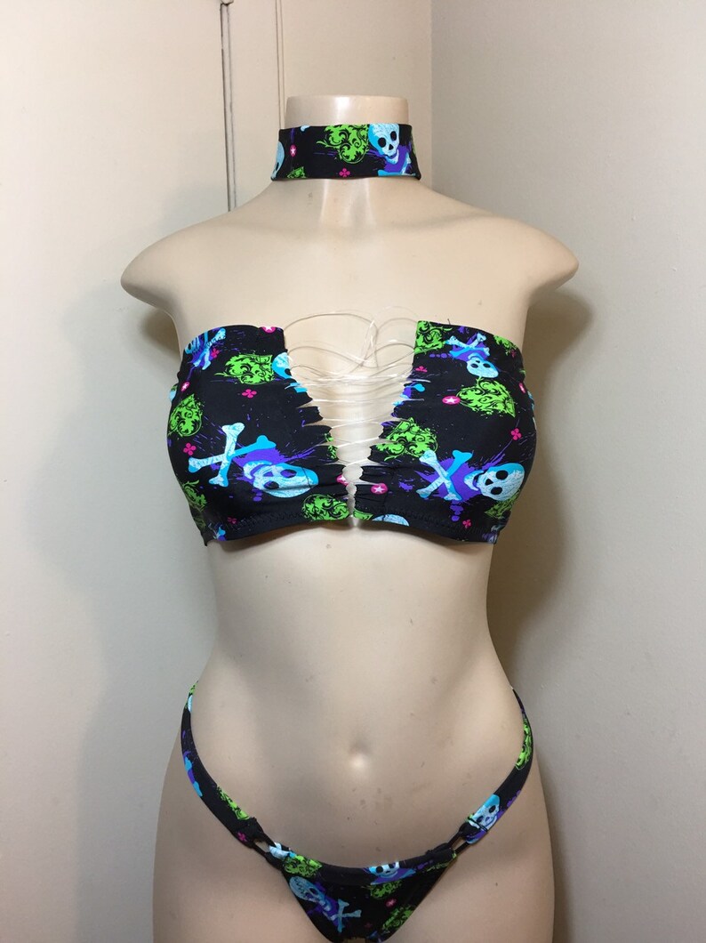 NKaneDesigns Custom Exotic Dancewear Black and Blue Multicolored Cropped Top and Thong Set.