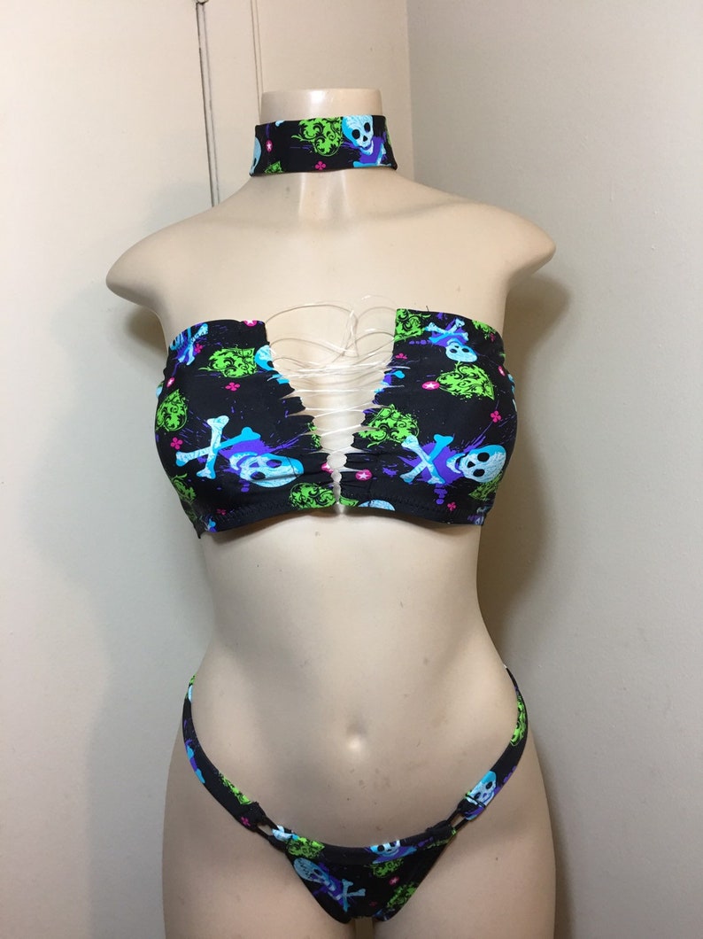 NKaneDesigns Custom Exotic Dancewear Black and Blue Multicolored Cropped Top and Thong Set.