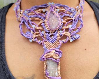 Ras de cou double quartz Druzy - Macramé psychédélique en violet et beige, coupe ajustable