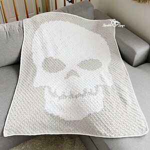 Skeleton Throw Blanket | Skull Afghan | Halloween Blanket | Halloween Decor | Corner to Corner c2c Crochet PATTERN ONLY