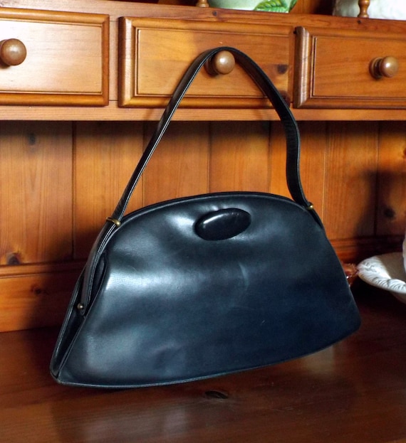 Vintage Waldybag navy leather boxy top handle hand