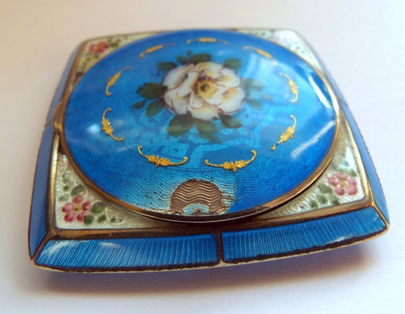 Bliss Brothers B.B.Co vintage 1920s1930s blue guilloche enamel petite powder compact