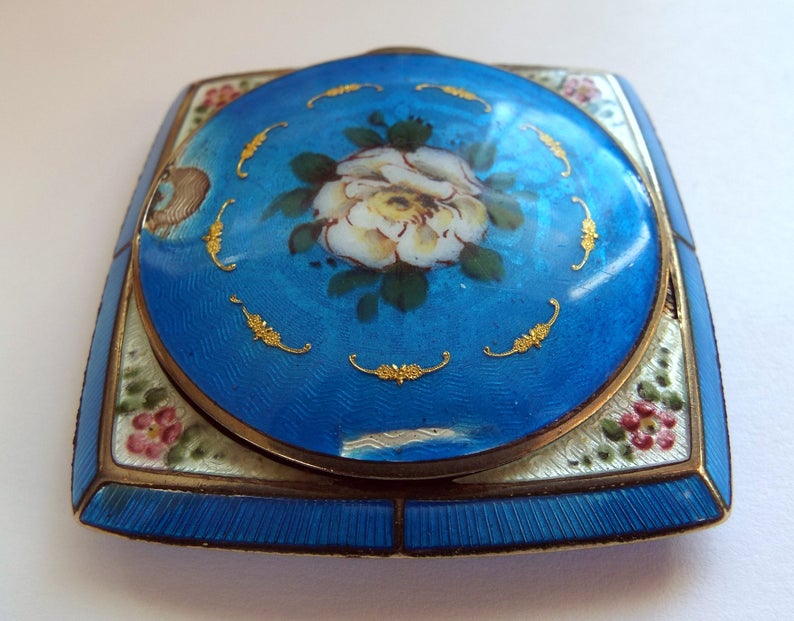 Bliss Brothers B.B.Co vintage 1920s1930s blue guilloche enamel petite powder compact