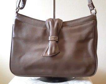 Japelle by Jane Shilton taupe soft vintage shoulder bag