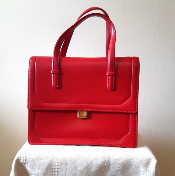 Goldpfeil red leather structured vintage handbag