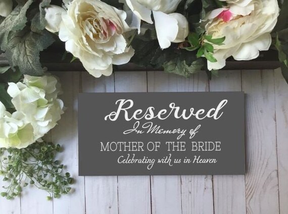 mother of the bride rustic wedding