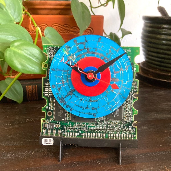 Mini cd on computer circuit board, table/shelf display, easel stand included