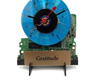 Upcycled Circuit Board Clock: Gratitude Desk Decor with Easel