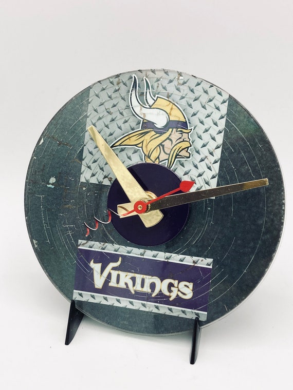 minnesota vikings clock