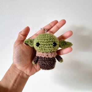 Yoda/Grogu keychain