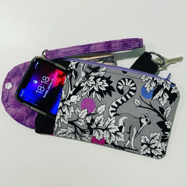 PDF Sewing Pattern Cellphone Wristlet , Wristlet Pattern, PDF Pattern, Digital Pattern, Minimalist Purse Pattern