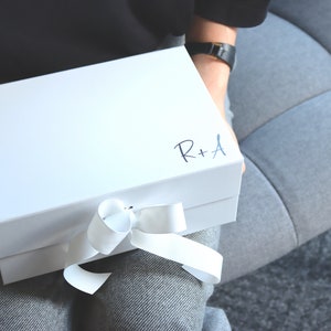 Personalised Wedding Couple Gift Box, Bride and Groom, Wedding Day Gift, Keepsake Box With Ribbon, Personalised Gift, 23 x 17 x 10cm