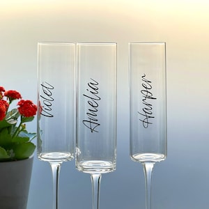 Vinylstickers champagnefluit, naamstickers bruiloft, tags cadeauzakje, decor feesttafel, stickers geschenkdoos, gepersonaliseerde belettering