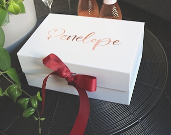 Personalised Wedding Gift Box, Bridesmaid, Made Of Honour Proposal, Luxury Customised Empty Gift Box With Ribbon and Magnetic Closure