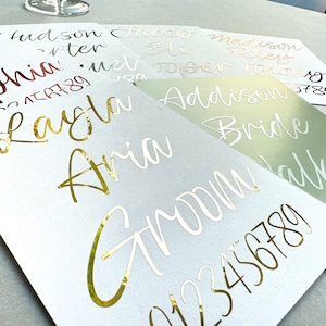 Sticker vinyle personnalisé, Étiquettes nominatives, Décalcomanie personnalisée, Lettres calligraphiées, Plans de salle, Plaques nominatives pour mariage