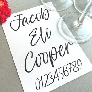 Stickers nom, Lettrage en vinyle manuscrit, Stickers personnalisés, Stickers pour verre, Sticker personnalisé, Stickers calligraphie
