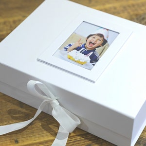 Uniek cadeau, aangepaste geschenkdoos, gepersonaliseerd cadeau, fotocadeaudoos, gelukkige verjaardagsdoos, aandenken, huwelijkscadeau, voorstel bruidsmeisje