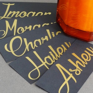 Gepersonaliseerde naamvinylstickers - aangepaste trouwstickers, glas- en geschenkdooslabels, kalligrafienaamkaartjes voor feesten en evenementen
