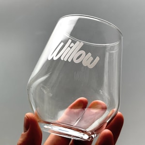 Calcomanías personalizadas para copas de vino con letras de vinilo personalizadas para bodas, despedidas de soltera y más