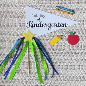 1st Day of School Pennant, First Day of Kindergarten School Flag, 2024 Back to School, Photo Prop, Back to School Pennant, Kindergarten Flag