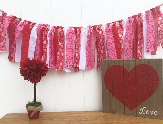 Banner E Ghirlanda Di Cuori Per San Valentino - Set Decorazione Glitter Rosso E Rosa Con Scritta 'Be My Valentine'