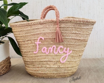 Panier de plage anses courtes en cuir tressé avec pompon en cuir personnalisable