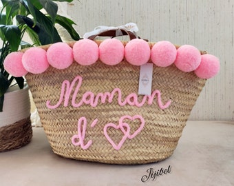 Personalized wicker basket size XL, Pompoms all around the front