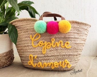 Beach basket with short handles in personalized natural leather