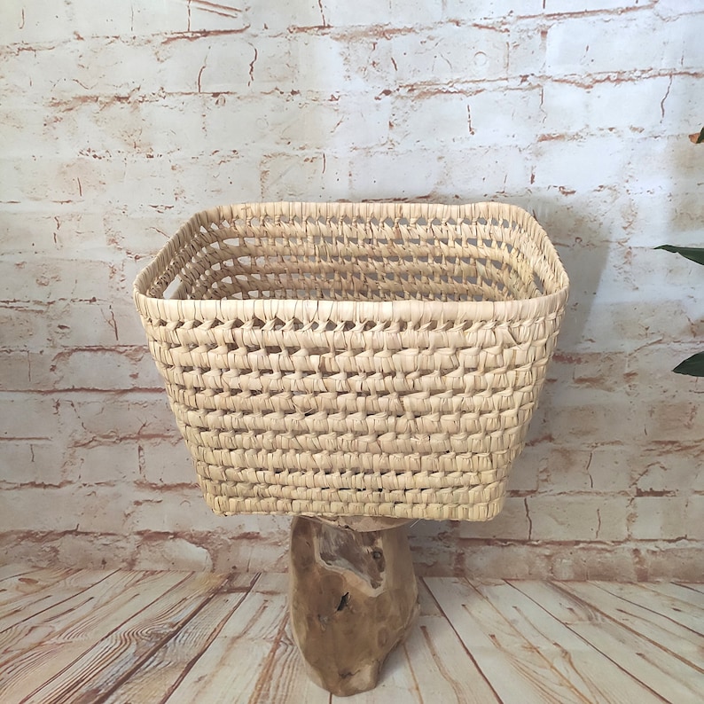 Large practical, functional and decorative natural fiber storage basket L: 40x30x30 cm