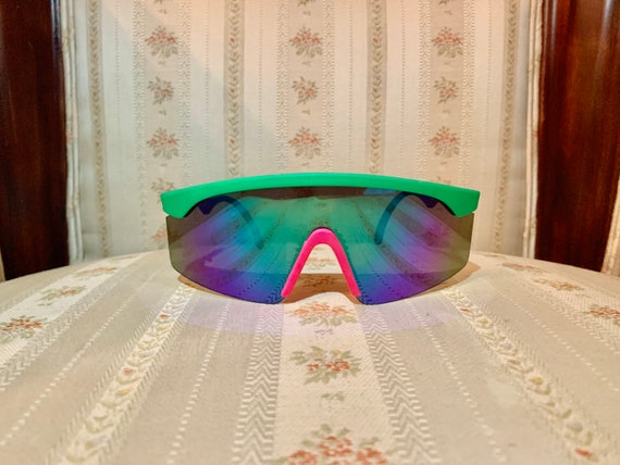 Vintage 90’s Spalding Neon Sports Goggles