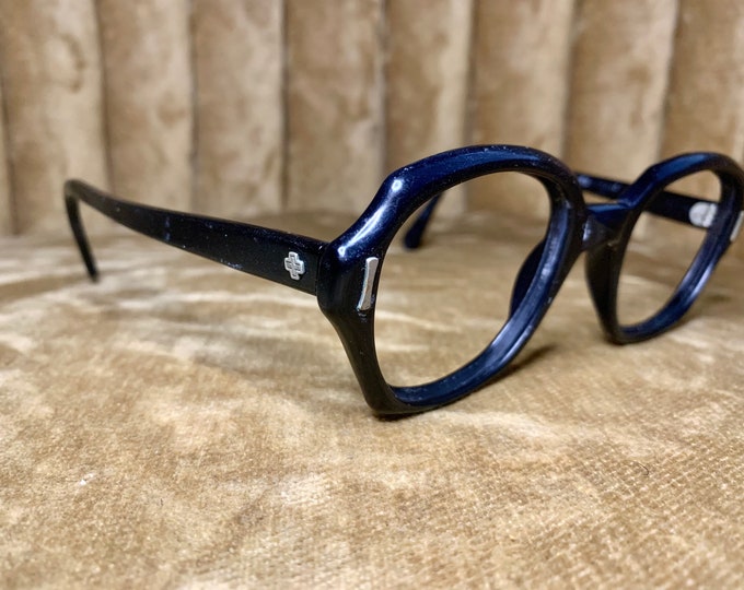 Vintage 50’s American Optical Black Frames/Glasses